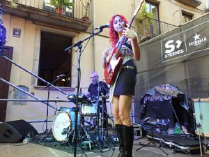 Festival Strenes 2023. Concert de Le Nais a la pujada de Sant Domènec