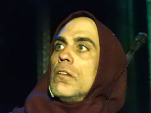 SRepresentaci&oacute; de la Consueta de Sant Jordi cavaller a la nau g&ograve;tica de la Catedral