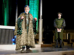 SRepresentaci&oacute; de la Consueta de Sant Jordi cavaller a la nau g&ograve;tica de la Catedral