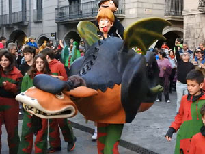 Festes de Primavera de Girona 2024. Despertada del petit Drac Major a la Rambla de la Llibertat