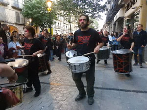 Festes de Primavera de Girona 2024. Despertada del petit Drac Major a la Rambla de la Llibertat