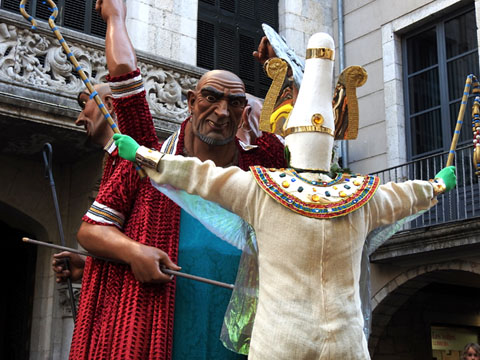 El d&eacute;u Osiris male&iuml;nt Geri&oacute;