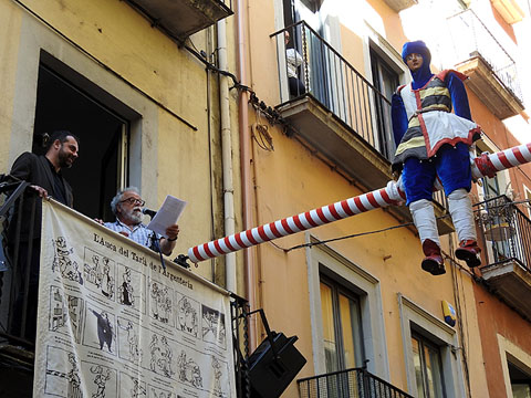 Jaume Albert Cruset amb el regidor de Cultura Quim Ayats, engegant el Tarl&agrave;