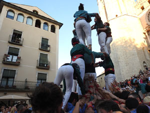 Fires de Sant Narc&iacute;s 2023. Els Castells de Vig&iacute;lia amb els Marrecs de Salt, Colla Castellera de Madrid  i la Colla Castellera Esperxats de l'Estany