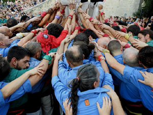 Fires de Sant Narc&iacute;s 2023. Els Castells de Vig&iacute;lia amb els Marrecs de Salt, Colla Castellera de Madrid  i la Colla Castellera Esperxats de l'Estany