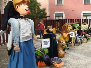 Fires de Sant Narc&iacute;s 2023. Cercavila de gegantons amb la Girona Marxing Band