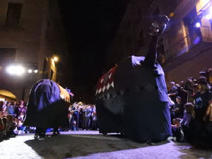Ballades a la plaça del Vi