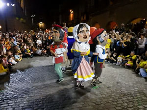 Ball de l'àliga, capgrossos i gegants