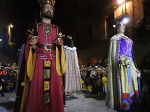 Ball de l'àliga, capgrossos i gegants
