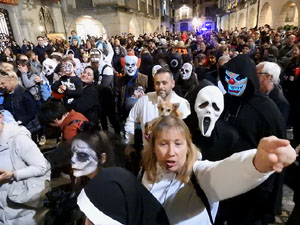 Fires de Sant Narcís 2023. Zombie Walk de Girona