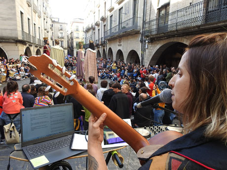 Fires de Sant Narcís 2024. Toc de rams. Cerimònia del canvi de rams de les gegantes