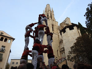 Fires de Sant Narc&iacute;s 2024. Els Castells de Vig&iacute;lia amb els Marrecs de Salt, Colla Castellera Guillats de la Selva  i la Colla Castellera Esperxats de l'Estany