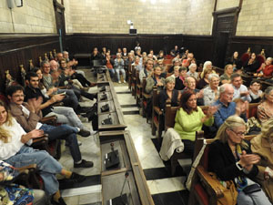 Les Fires en primera persona