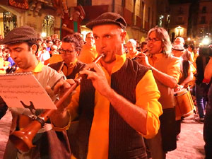 Ballades a la plaça del Vi