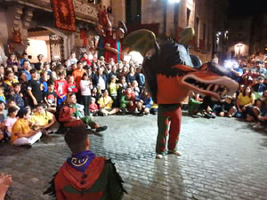 Ballades a la plaça del Vi