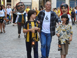 Arribada a la pla&ccedil;a del Vi i ball de l'&Agrave;liga de la Ciutat