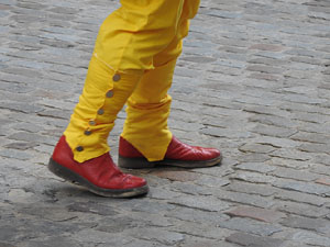 Arribada a la pla&ccedil;a del Vi i ball de l'&Agrave;liga de la Ciutat
