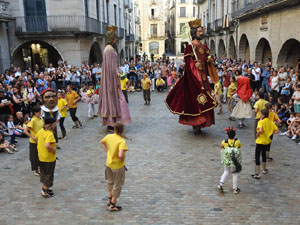Balls a la pla&ccedil;a del Vi