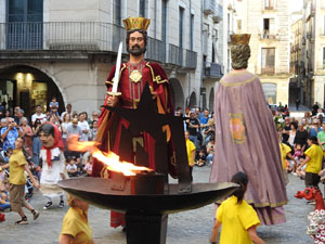 Balls a la pla&ccedil;a del Vi