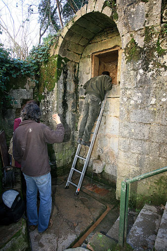 Treballs de potabilització de l'aigua de la font del Bisbe. 2010