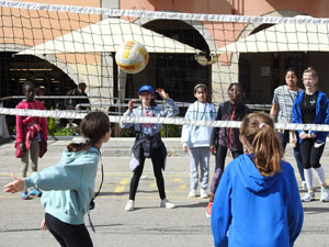 XII Jornada de l'Esport Femení 2024 a la plaça Salvador Espriu i la de Francesc Calvet i Rubalcaba
