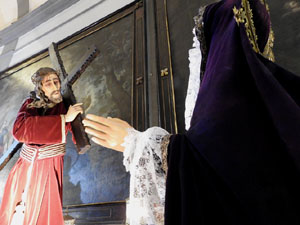 Setmana Santa 2024 a Girona. Exposanta a l'església dels Dolors