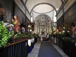 Setmana Santa 2024 a Girona. Exposanta a l'església dels Dolors