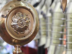 Setmana Santa 2024 a Girona. Preparació dels Passos de la processó