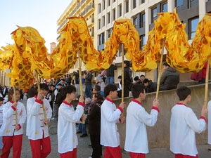 Celebraci&oacute; de l'any nou xin&egrave;s, el 4723, any de la Serp, a Girona