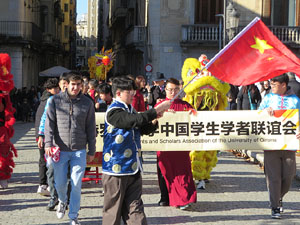 Celebraci&oacute; de l'any nou xin&egrave;s, el 4723, any de la Serp, a Girona
