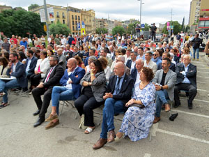 Diada Nacional 2025. Acte institucional a la pla&ccedil;a Catalunya, amb parlaments de Lluc Salellas, Miquel Noguer i S&iacute;lvia Paneque