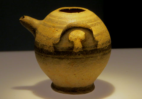 Biber&oacute;. Cer&agrave:mica. Edat del Ferro, colonitzacions segle VI aC. Emp&uacute;ries, L'Escala. Origen: possiblement &Agrave;sia Menor