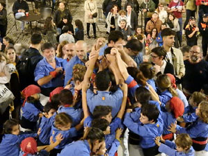 Fires de Sant Narc&iacute;s 2024. Pilar a les escales de la Catedral