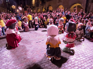 Fires de Sant Narcís 2024. Ball de l'Àliga, capgrossos i gegants