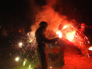 Fires de Sant Narc&iacute;s 2024. Correfoc amb els Trons de l'Onyar