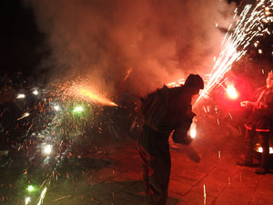 Fires de Sant Narc&iacute;s 2024. Correfoc amb els Trons de l'Onyar