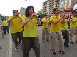 Cercavila de la Flama del Canig&oacute; 2025 fins la pla&ccedil;a del Vi