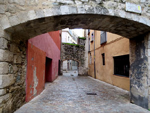 El carrer del Portal de la Barca