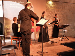 Festival Notes al parc 2022. Adriana Mayer & Ensemble L'Albera