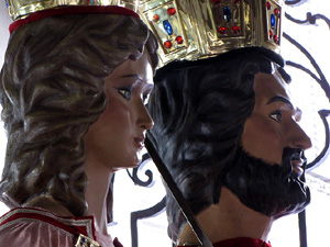 Els gegants a l'Ajuntament