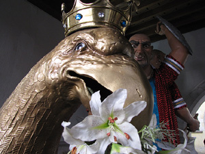 Els gegants a l'Ajuntament