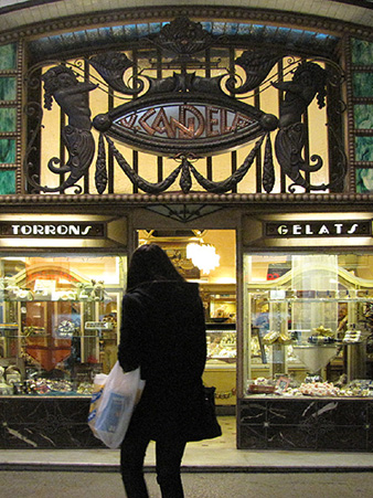 Comer&ccedil; de nit - Shopping Night