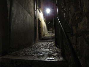 El Barri Vell de Nit. El carrer de Cúndaro