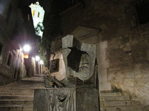 El Barri Vell de Nit. Monument als constructors de la Catedral