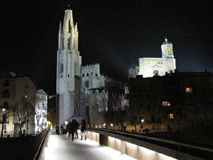 El Barri Vell de Nit. El pont de Sant Feliu