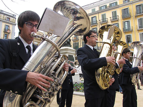 Cercavila de la banda La Lira de Vilafamés