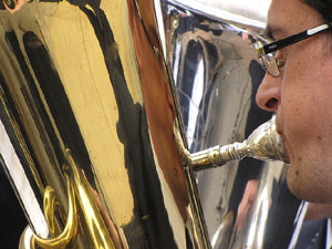 Concert de la banda La Lira a la plaça de la Independència