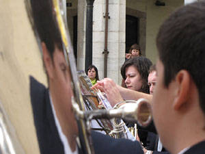 Concert de la banda La Lira a la plaça de la Independència