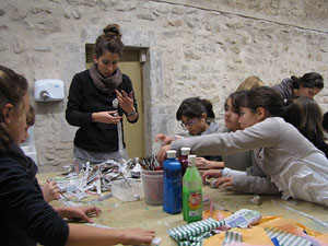 Taller de decoraci&oacute; nadalenca al Museu d'Art
