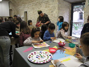 Taller de decoraci&oacute; nadalenca al Museu d'Art